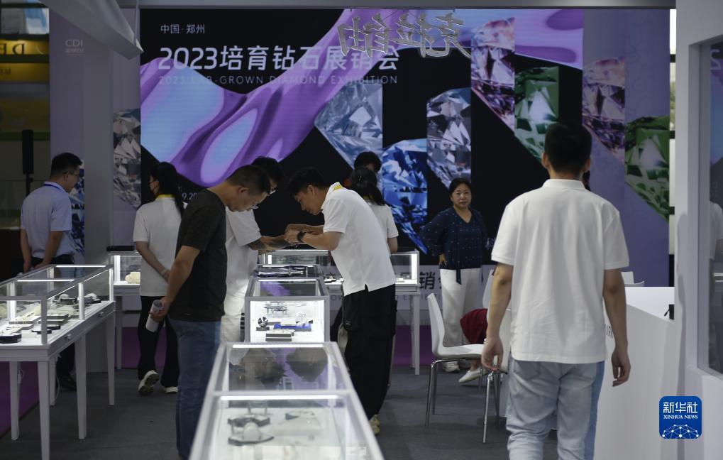 奔驰上线娱乐亚洲第一品牌